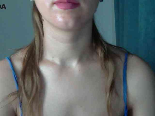 Lolakisss webcam