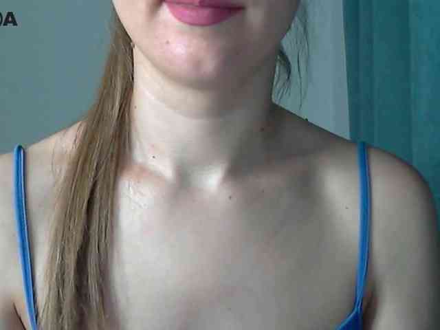 Lolakisss webcam