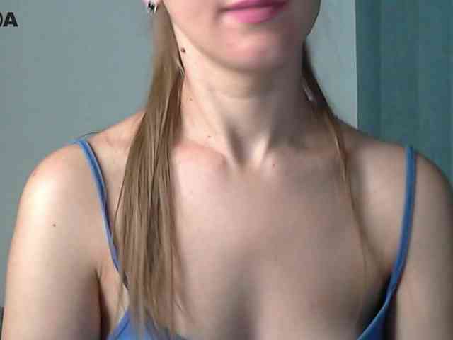 Lolakisss webcam