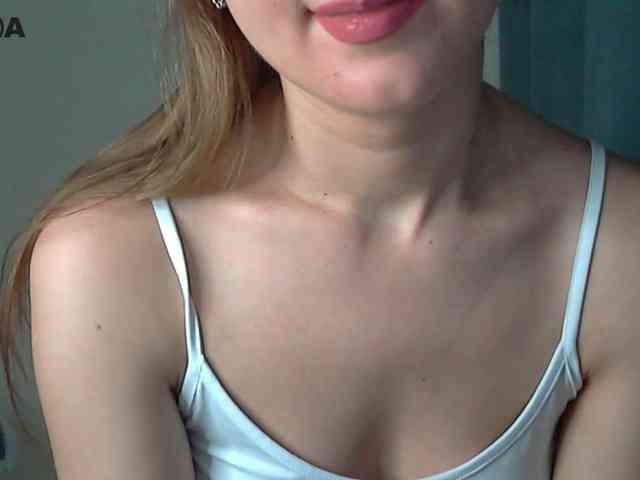 Lolakisss webcam