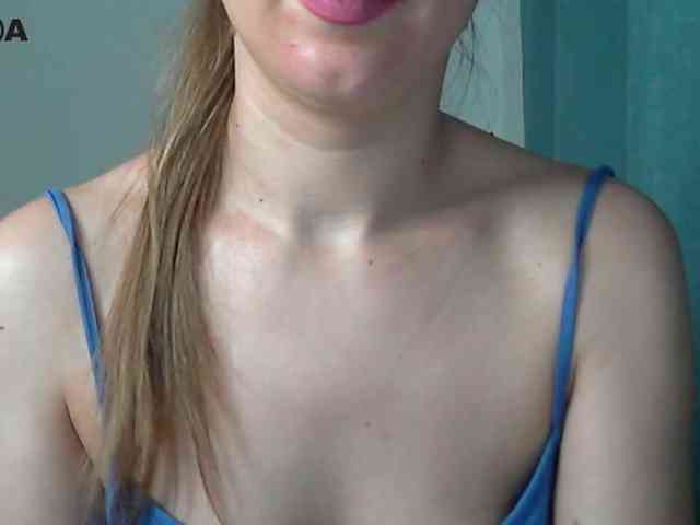 Lolakisss webcam