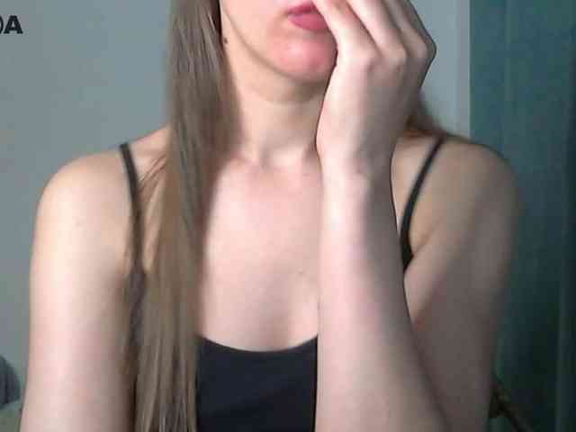 Lolakisss webcam
