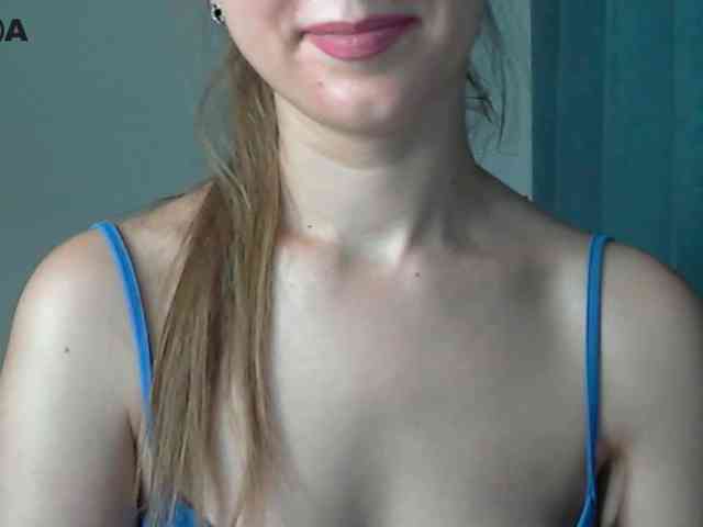 Lolakisss webcam