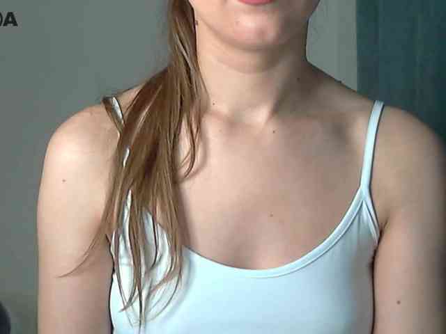 Lolakisss webcam