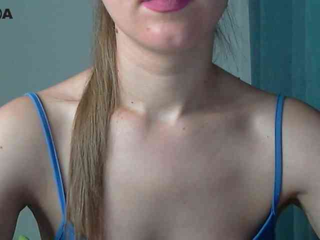 Lolakisss webcam