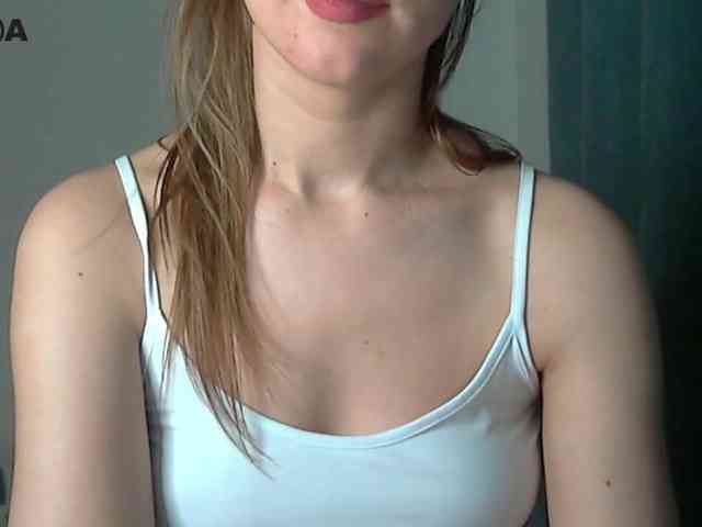 Lolakisss webcam