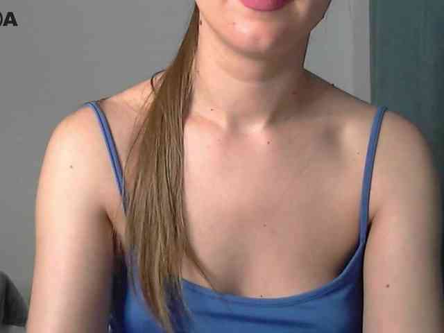 Lolakisss webcam