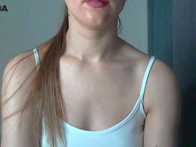 Lolakisss webcam
