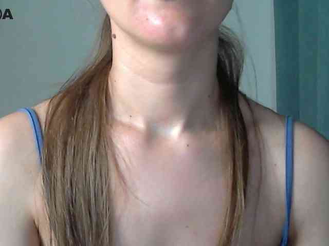 Lolakisss webcam