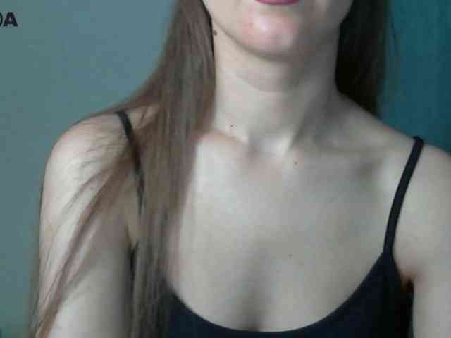 Lolakisss webcam