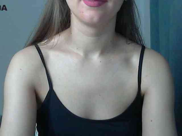 Lolakisss webcam