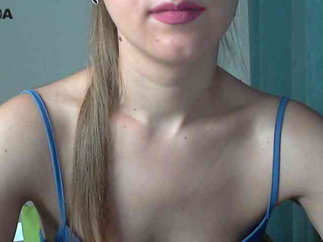 Lolakisss webcam