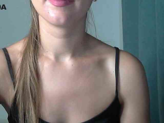 Lolakisss webcam
