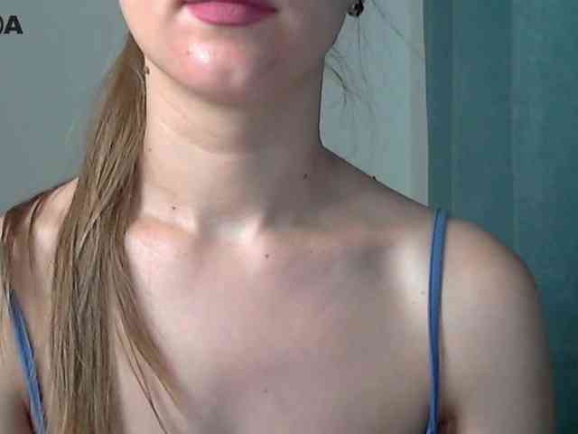 Lolakisss webcam