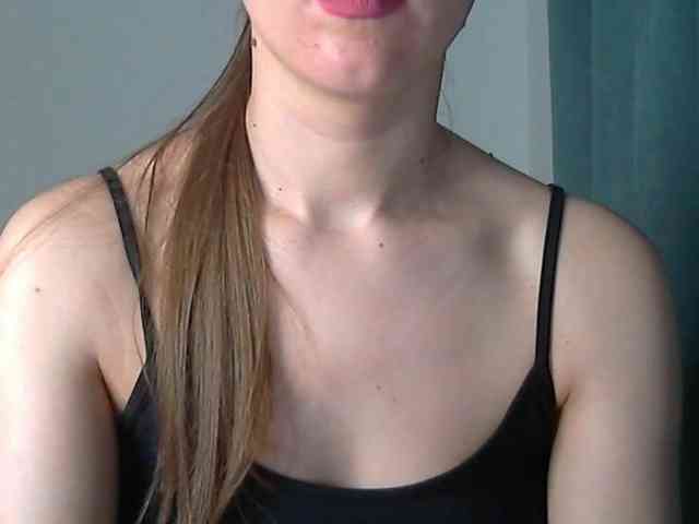 Lolakisss webcam