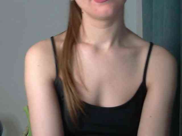 Lolakisss webcam