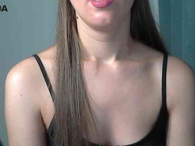 Lolakisss webcam