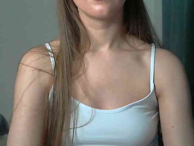 Lolakisss webcam