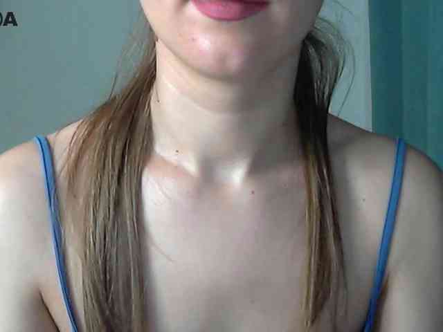 Lolakisss webcam