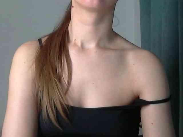 Lolakisss webcam