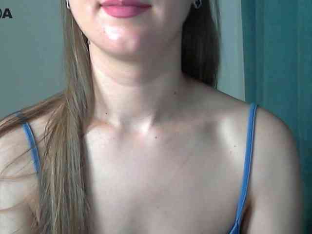 Lolakisss webcam