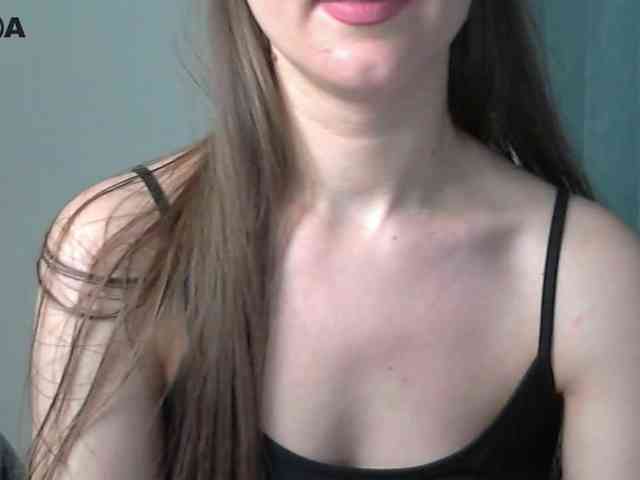 Lolakisss webcam