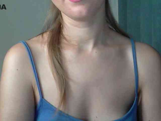 Lolakisss webcam