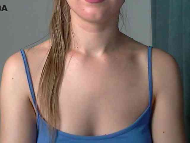 Lolakisss webcam