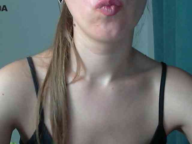 Lolakisss webcam