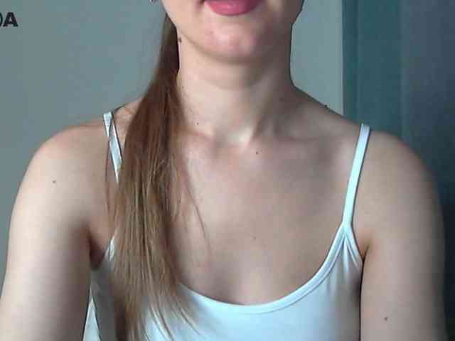 Lolakisss webcam