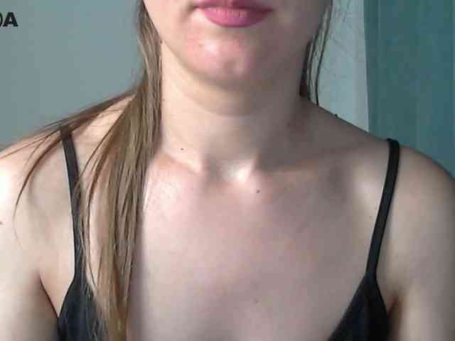 Lolakisss webcam