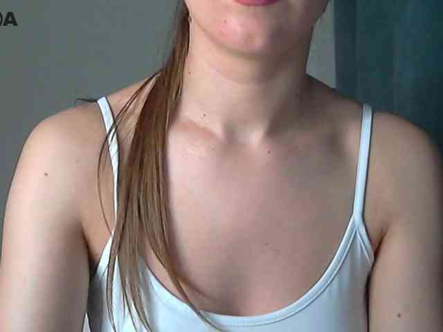 Lolakisss webcam