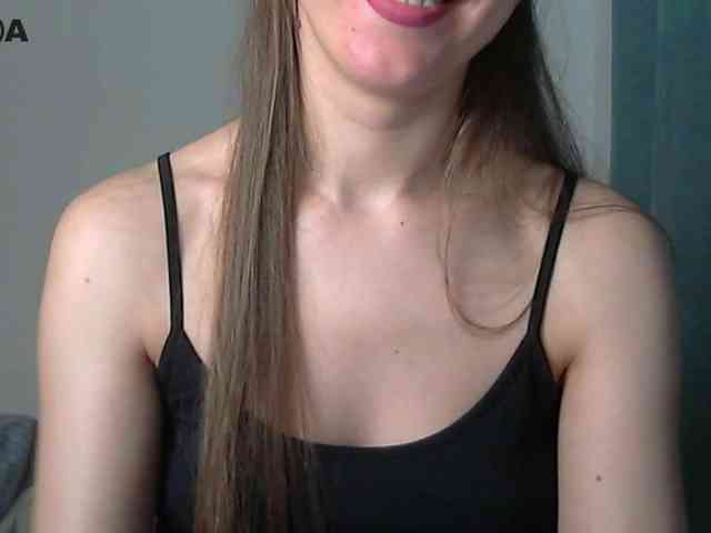 Lolakisss webcam