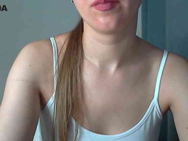 Lolakisss webcam