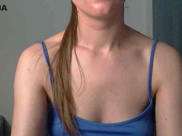 Lolakisss webcam