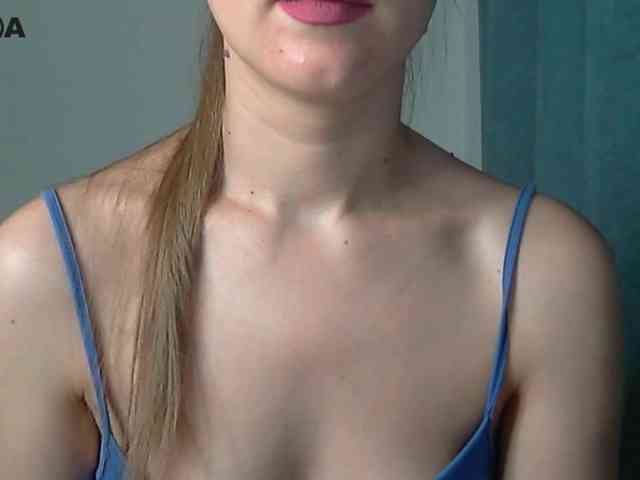 Lolakisss webcam