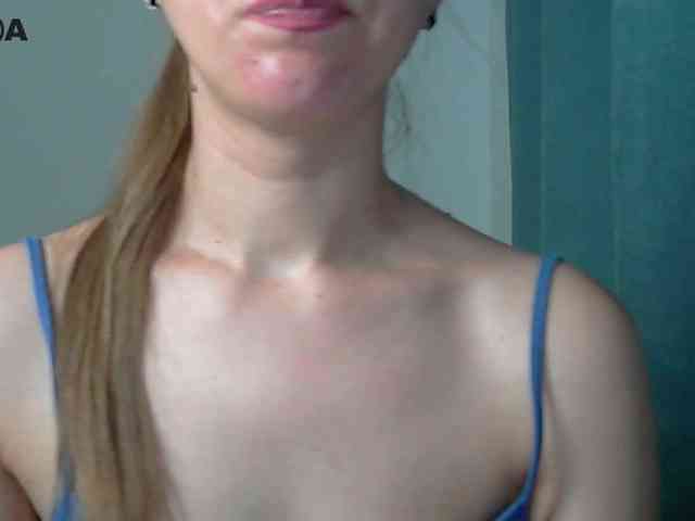 Lolakisss webcam