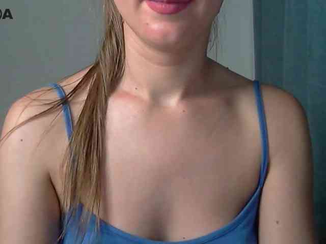 Lolakisss webcam