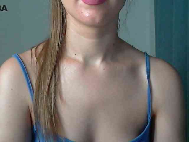 Lolakisss webcam