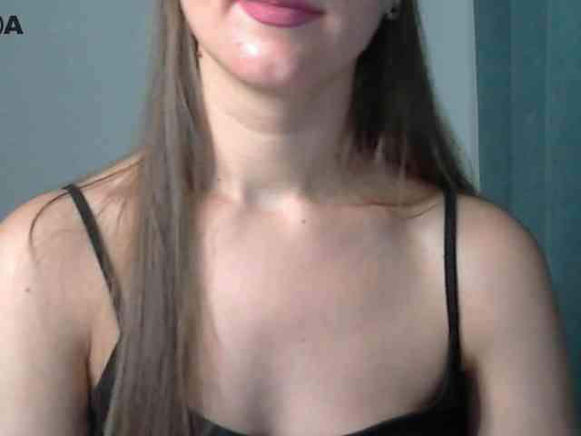 Lolakisss webcam