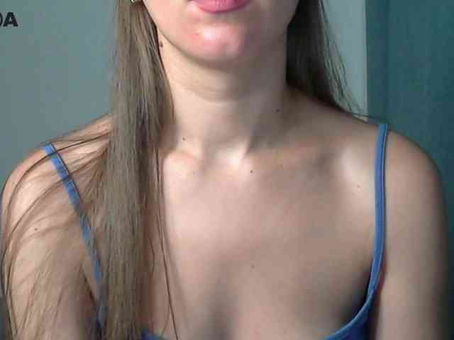 Lolakisss webcam