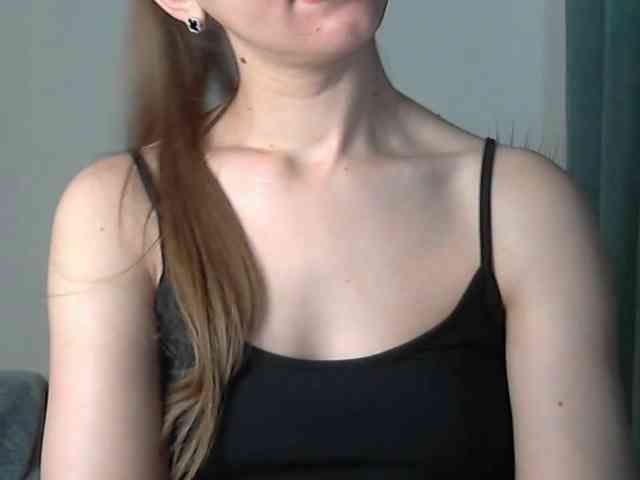 Lolakisss webcam