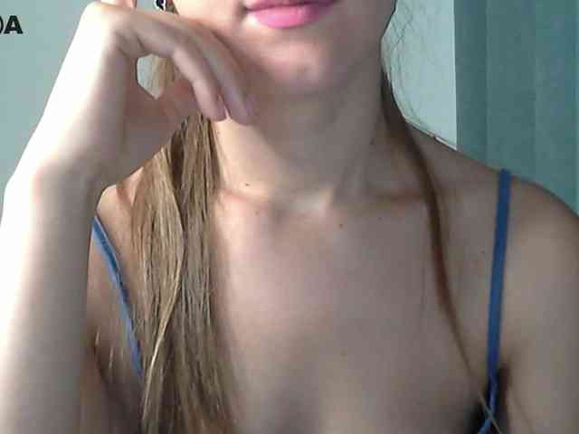 Lolakisss webcam
