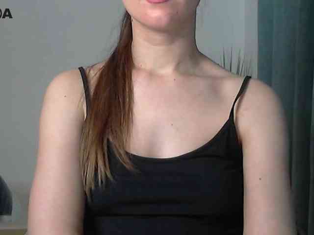 Lolakisss webcam