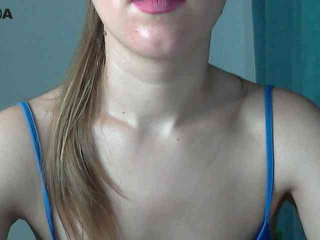 Lolakisss webcam