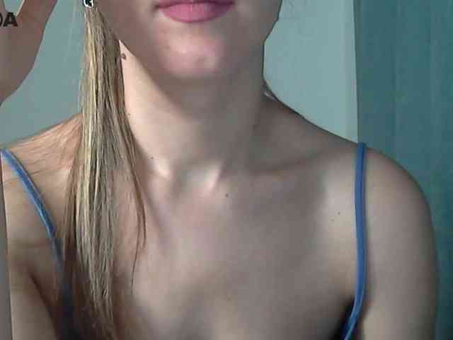 Lolakisss webcam