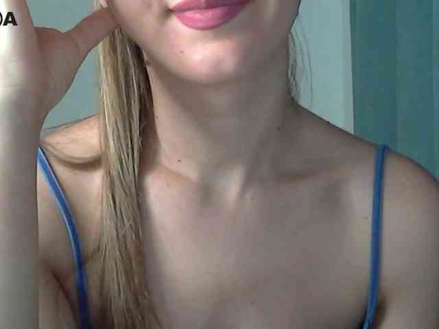 Lolakisss webcam