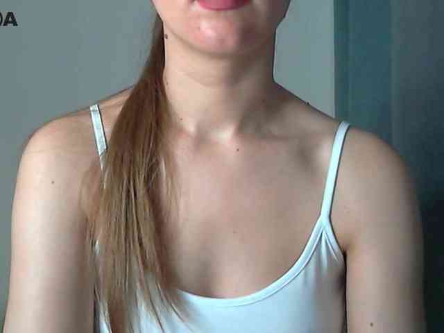 Lolakisss webcam