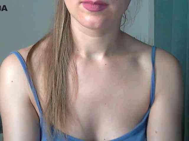 Lolakisss webcam