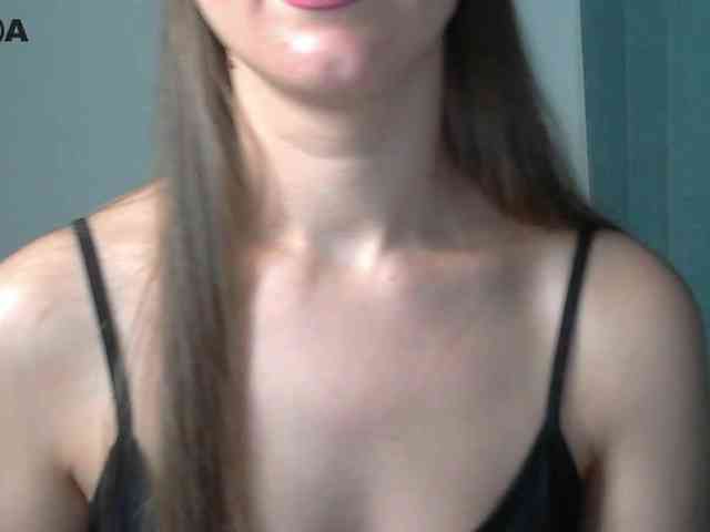 Lolakisss webcam